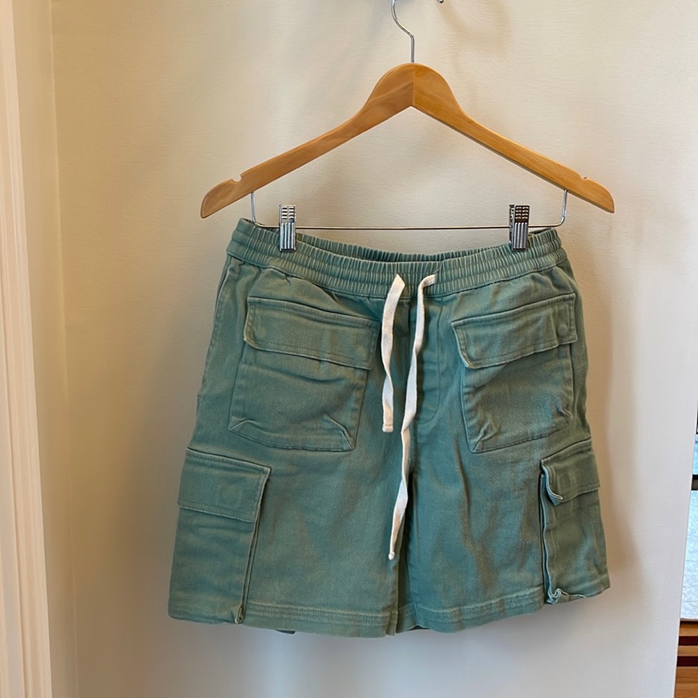 Cargo shorts, drawstring